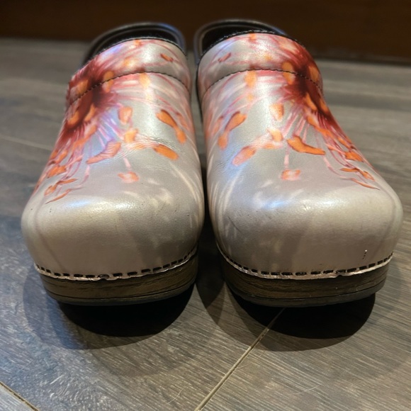 Floral Pink Poppy Dansko Mules/Clogs - Picture 2 of 14